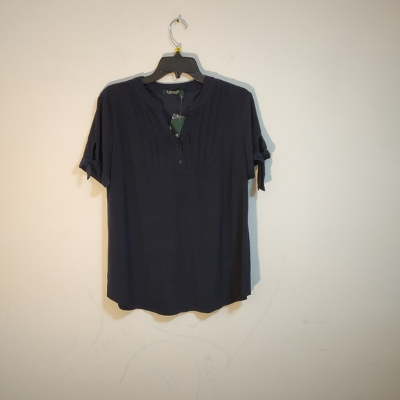 Lauren Ralph - Picture 5 of 6